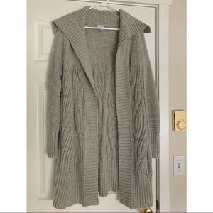 Light Gray Knitted Long Open Cardigan. Size M.